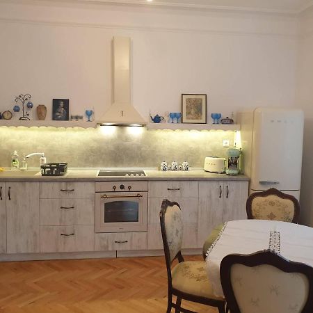 Апартамент Boho Chic 2 Free Parking Varna Exterior photo